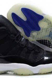 Air Jordan XI (11) Retro-32