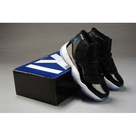 Air Jordan XI (11) Retro-40