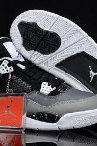 Air Jordan 4 Retro Fear Pack