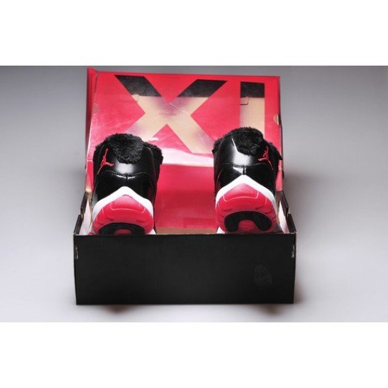 Air Jordan XI (11) Retro fur Bred Black/White