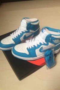 Air Jordan I (1) Retro North Carolina blue