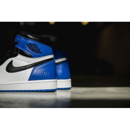 Air Jordan 1 High Royal Black Toe-1