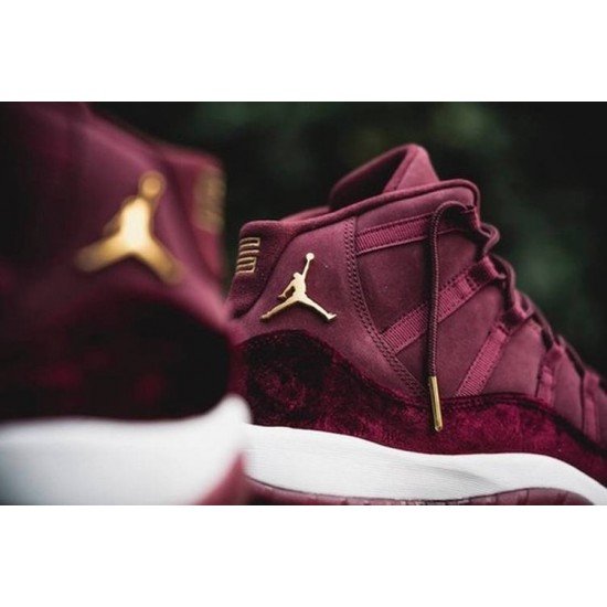 Air Jordan 11  Velvet Heiress Women-1