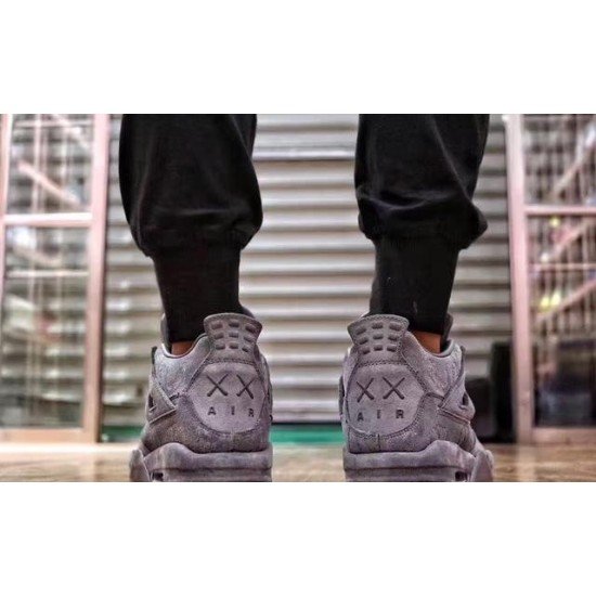 Air Jordan 4 Retro X KAWS-1