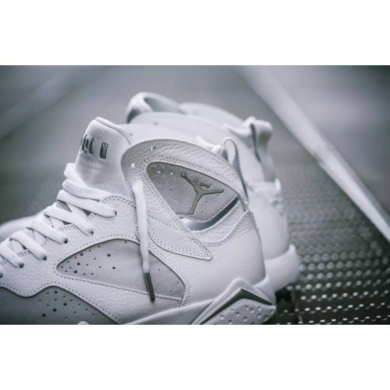 Air Jordan 7 Pure Money-01