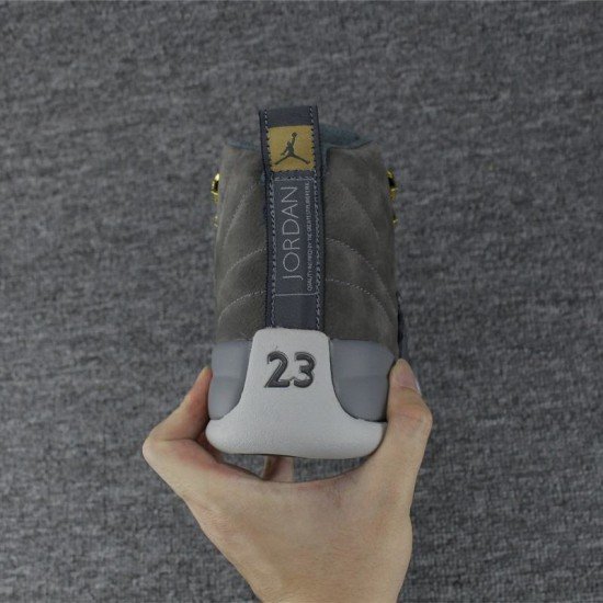 Air Jordan 12 Cool Gray-01