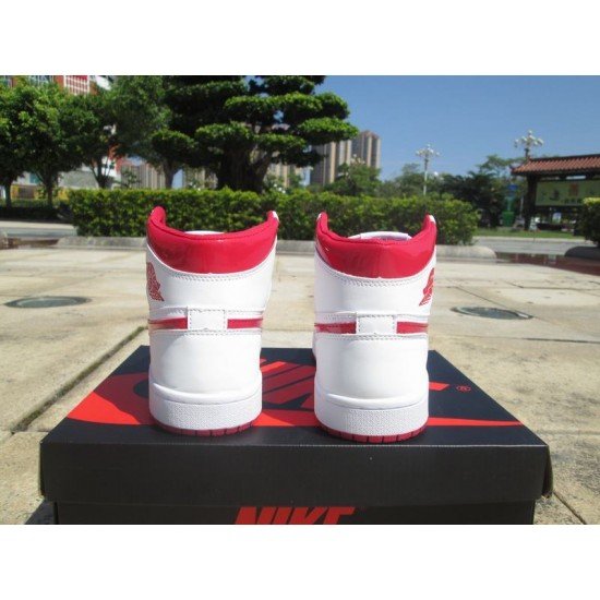 Air Jordan 1 White Metal Red-01