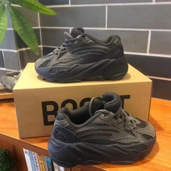 Yeezy 700 Darkn gary kids