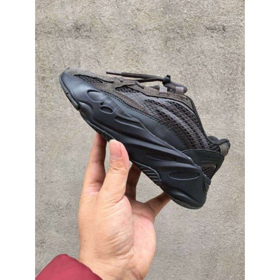 Yeezy 700 Dark blue  kids