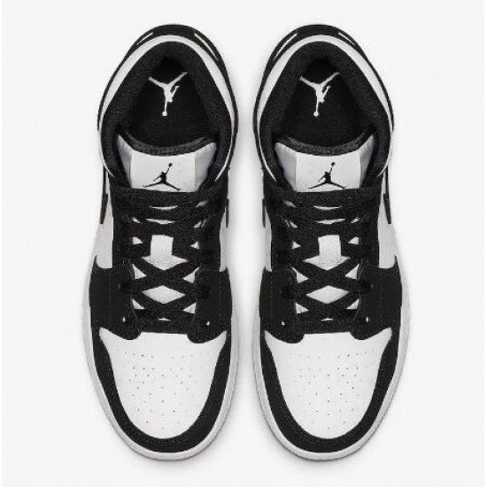 Air Jordan 1 Mid GS “Panda”