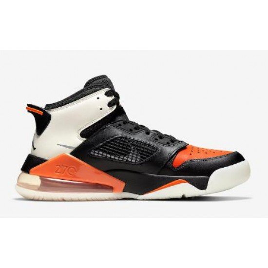 Jordan Mars 270​ Black and white orange