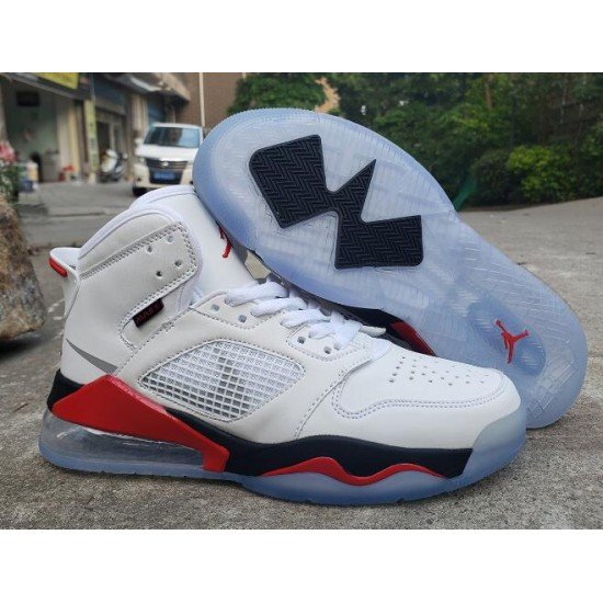 Jordan Mars 270​ White black red