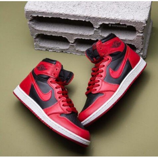 Air Jordan 1 High ’85 “Varsity Red”