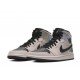 Air Jordan 1 Mid light grey