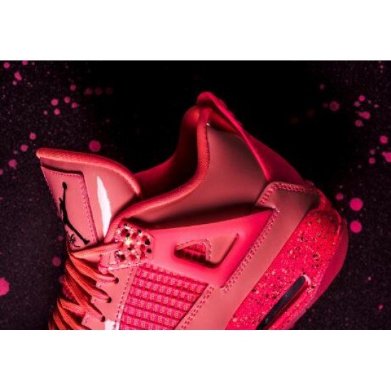 Air Jordan 4 “Hot Punch”