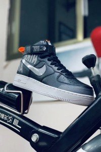 Nike Air Force 1 High-3