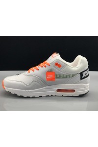 NIKE AIR MAX 87-22