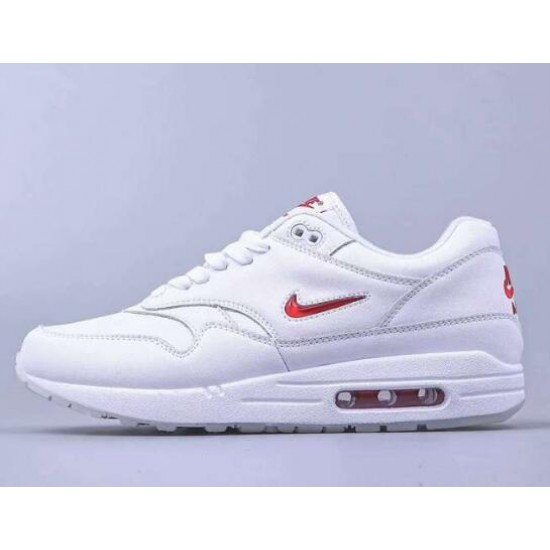 NIKE AIR MAX 87-40