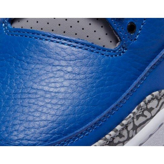 Air Jordan 3 “Varsity Royal”