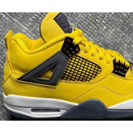 Air Jordan 4 “Lightning”