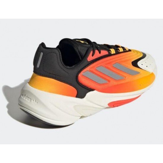 a didas Ozelia shoe