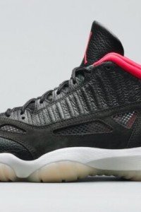 Air Jordan 11 Low IE “Bred”