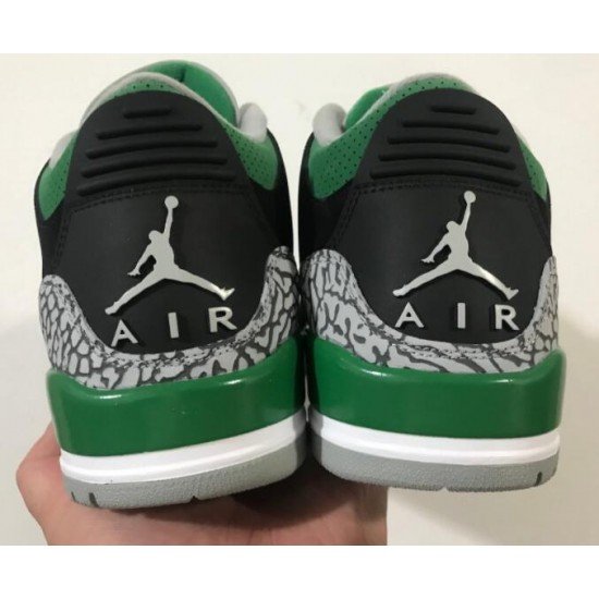 Air Jordan 3 “Pine Green”