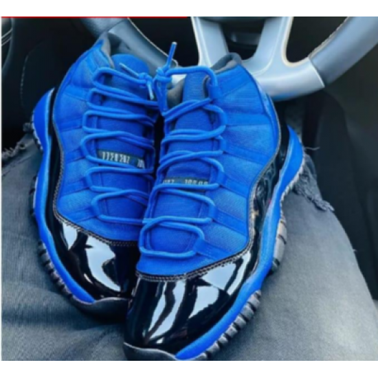 Air Jordan 11 "RoyalBlack" 