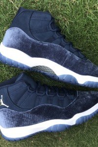 Air Jordan 11 Navy Blue Velvet