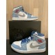 Air Jordan1 Mid mid-top white and blue