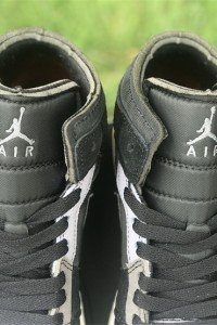 Air Jordan 1 Mid “Inside Out”