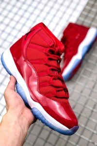 Air Jordan 11 "Win Like 96" Red