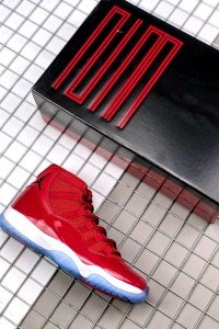 Air Jordan 11 "Win Like 96" Red