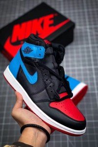 AJ1 black blue red