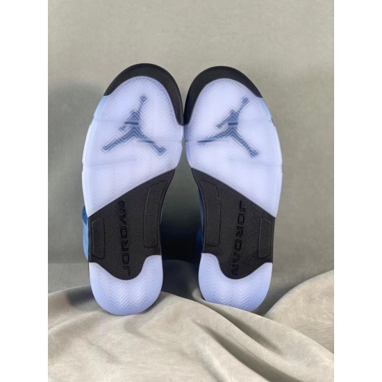 Air Jordan 5 North Carolina Blue